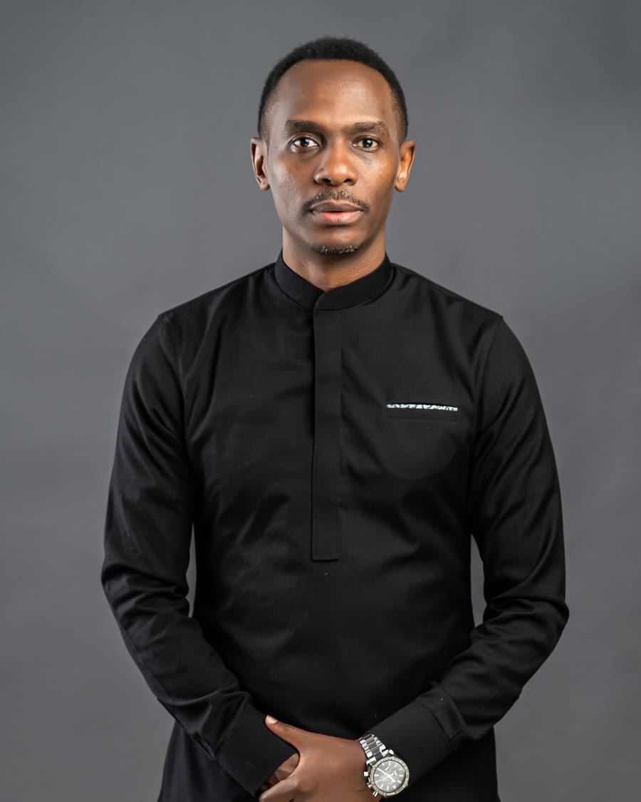 Apostle Googz Moffat